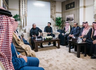 الملك يؤكد من البترا أهمية التركيز على تطوير المدينة وتنويع منتجها السياحي