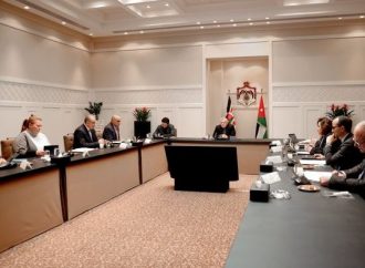 الملك: ضرورة تحديد الأولويات في الفرص الاستثمارية حسب الخطة التنفيذية لرؤية التحديث الاقتصادي