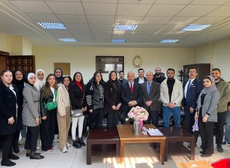  طلبة كلية الحقوق في عمان الاهلية يزورون محكمة الجنايات الكبرى