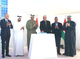 رئيس الوزراء يدشن محطة “بينونة” للطاقة الشمسية بالقرب من الموقر
