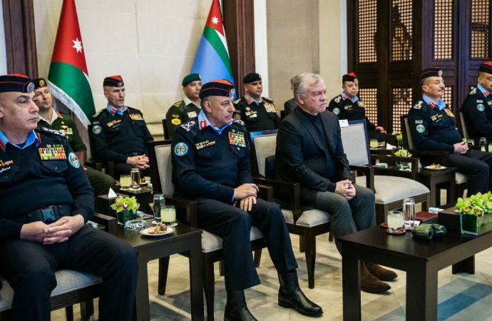 الملك يتابع تمرينا للدفاع المدني ويفتتح استوديوهات إذاعة الأمن العام