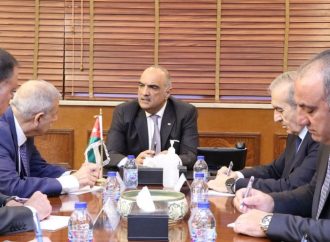 الخصاونة يشدد على الالتزام بتطبيق كودات البناء الوطني