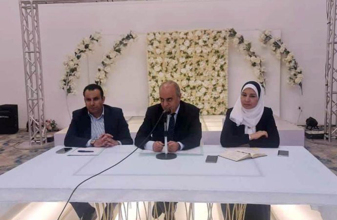 التربية تبحث تطوير امتحان التوجيهي وتعليمات الدوام المدرسي