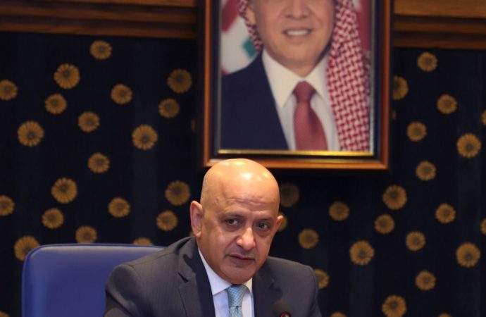 القطاع التجاري: فخورون بجهود عمال الأردن بمختلف المواقع