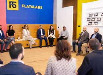 الملكة رانيا تلتقي عدداً من الشباب الرياديين بمكاتب الصندوق الاستثماري Flat6Labs الأردن
