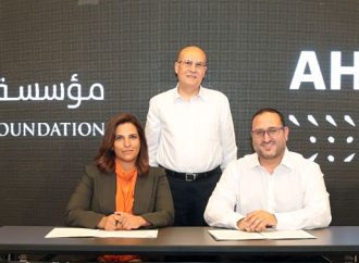 شركة الأهلي للتكنولوجيا المالية ومؤسسة ولي العهد يجددان اتفاقية التعاون خلال فعالية إطلاق برنامج حاضنة أهلي فنتك