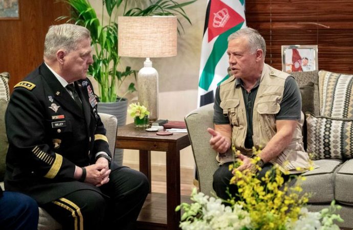 الملك يستقبل رئيس هيئة الأركان المشتركة للجيش الأميركي