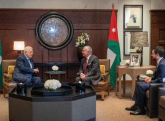 الملك يؤكد لدى لقائه عباس الحرص على إدامة التنسيق العربي لدعم الشعب الفلسطيني