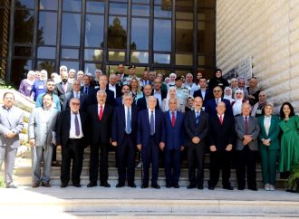 أ.د. حمدان بمؤتمر أبحاث الموهبة والتفوق : التحدّي الأكبر هو جمع التكنولوجيا والتربية وعلم النفس دون التضحية بالقيم التربوية والأخلاقية