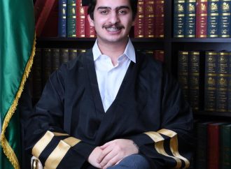 تتقدم السيدة رويدة العتوم وزوجها والأهل والأصدقاء بأحر التهاني والتبريك