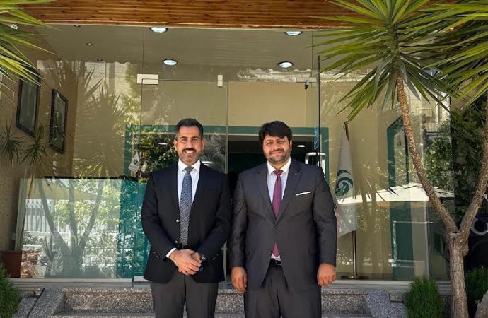عمان الأهلية تبحث سبل التعاون مع المركز الثقافي التركي