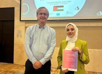 صيدلة “عمان الأهلية تشارك بمؤتمر التدريب في الكيمياء الخضراء والاستدامة