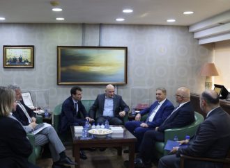 وزير الاستثمار وسفير الاتحاد الأوروبي يبحثان مع مسؤولي ” البوتاس العربية