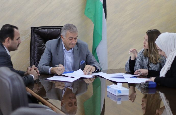 جامعة فيلادلفيا توقع مذكرة تعاون مع أكاديمية شبابيك لتطوير التبادل الثقافي
