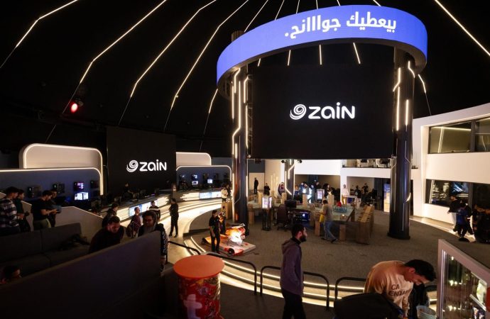 حظيت بمشاركة 166 لاعباً تأهل منهم 8 للنهائيات زين شريكاً استراتيجياً لمُنافسات “ريد بُل سولو كيو” في الأردن