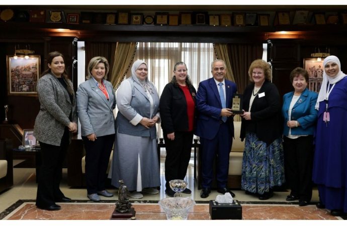 عمان الأهلية تستقبل وفداً من مقَيّمي الاعتماد الدولي ACEN لكلية التمريض