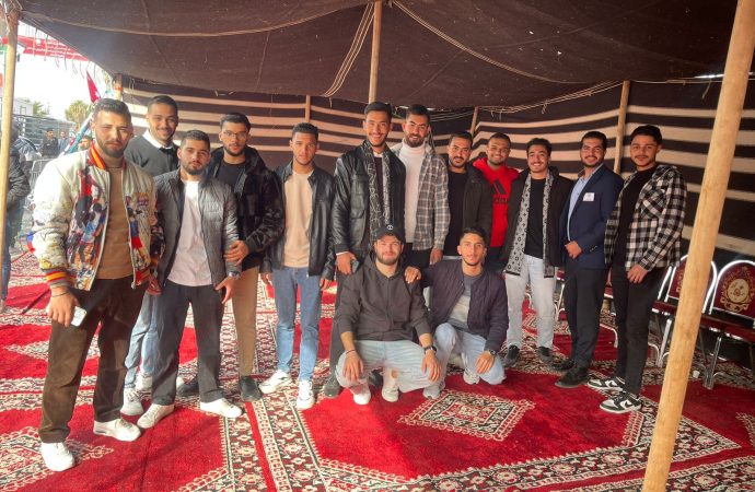 جامعة فيلادلفيا تشارك ابناء المجتمع المحلي افراحهم بالزيارة الميمونة لجلالة الملك عبدالله الثاني بن الحسين وولي عهده الامين لمحافظة البلقاء.