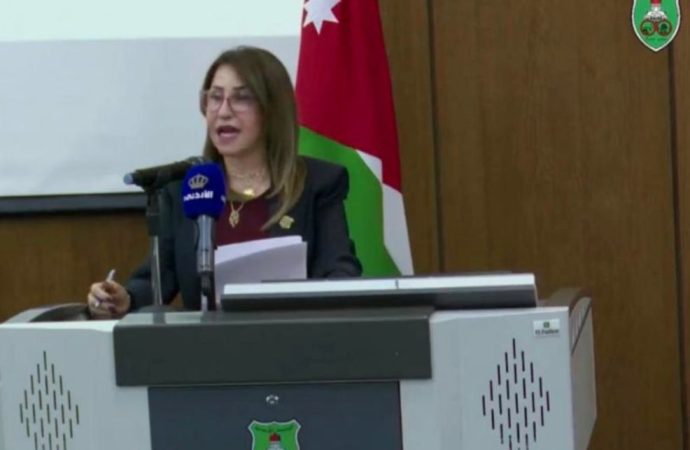 عمان الأهلية تشارك في الملتقى الأول لعمداء كليات الآداب في الجامعات الأردنية الرسمية والخاصة
