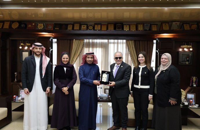 القائم بأعمال الملحقية الثقافية السعودية يزور جامعة عمان الأهلية