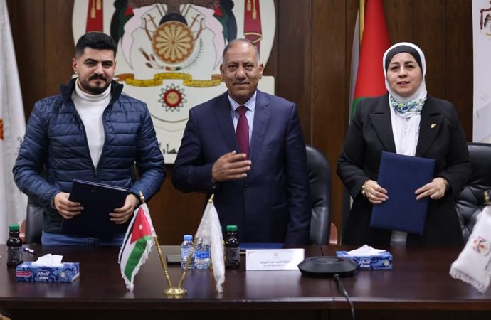 الفاعوري توقع خمس مذكرات تفاهم للتدريب والتشغيل ضمن نطاق “الطفيلة الصناعية”
