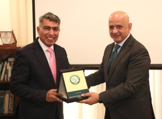 الحاج توفيق… تجارة عمان تتطلع لمزيد من التعاون الاقتصادي مع باكستان