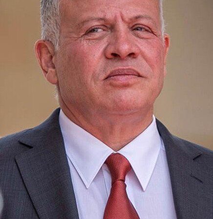 عمان الأهلية  تهنىء جلالة الملك بالسلامة