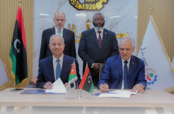 اتفاقية تعاون بين “صناعة الأردن” وغرف التجارة والصناعة والزراعة الليبية