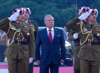 الملك يرعى الحفل الرسمي لعيد الاستقلال الـ 79 في قصر الحسينية (صور)