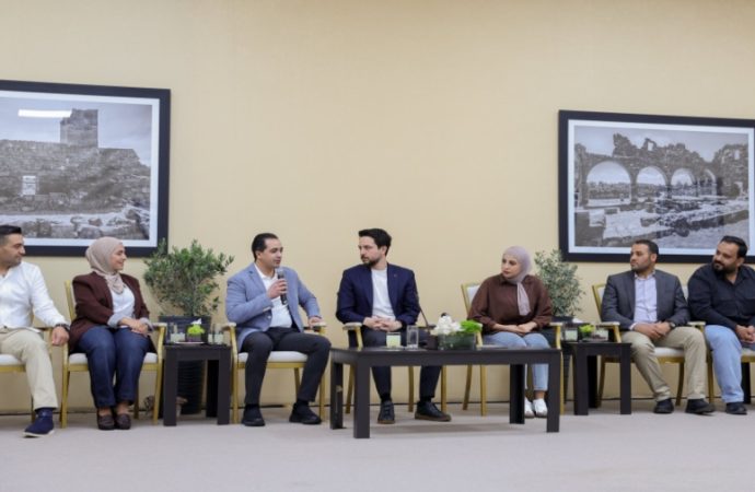 ولي العهد عبر انستغرام: أفكار مميزة استمعت لها اليوم خلال لقائي شباب وشابات المفرق