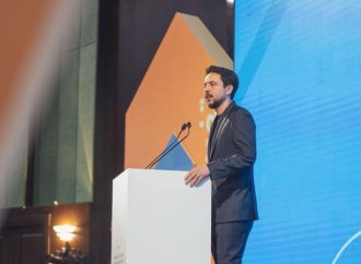 ولي العهد: منصة تجمع الشباب بصناع القرار