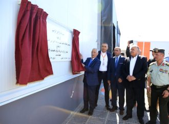 العيسوي يفتتح مصنع مخبوزات وحلويات عربية في معان
