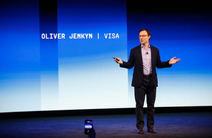 المستقبل يبدأ الآن .. Visa تدشن عصراً جديداً للتجارة الذكية المدعومة بالذكاء الاصطناعي