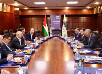 محافظة العاصمة وغرفة تجارة عمان يبحثان آليات  التعاون والتنسيق المشترك
