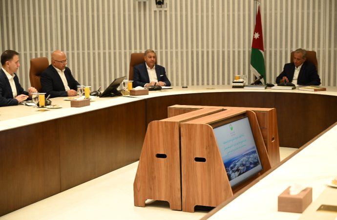 رئيس الوزراء يدشن بدء العمل بمشروع التوسعة الجنوبي في شركة البوتاس العربية بكلفة تصل إلى 1.1 مليار دولار