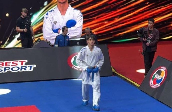 الجعفري يهدي الأردن وجامعة عمان الأهلية ذهبيتي آسيا في الكاراتيه