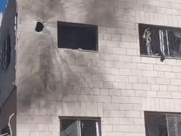 الأمن العام: إصابة ثلاثة أشخاص بسقوط جسم على منزل في إربد وحالتهم حسنة