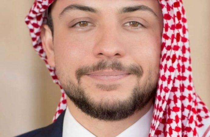 الشيخة سارة  السهيل تهنئ  ولي العهد بعيد ميلاده الميمون