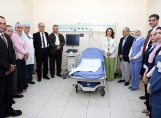 مستشفى الجامعة يتسلّم جهاز ألتراساوند لخدمة طوارئ النسائيّة