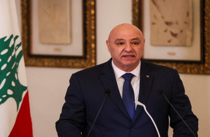 الرئيس اللبناني: زيارتي إلى الأردن تأتي في ظرف دقيق تمر به المنطقة