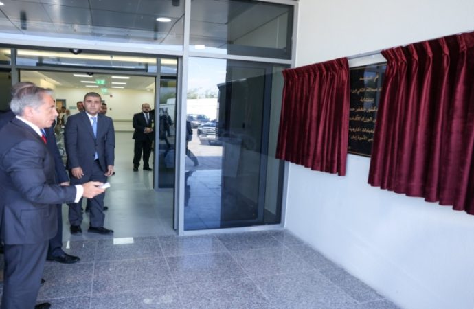 رئيس الوزراء يفتتح توسعة مستشفى الأميرة إيمان الحكومي في دير علا