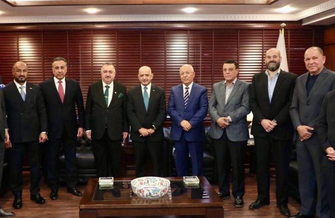 الحاج توفيق يدعو  لمرحلة جديدة لعلاقات الاردن والعراق الاقتصادية