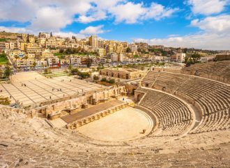 طقس حار نسبيا في أغلب المناطق الأربعاء