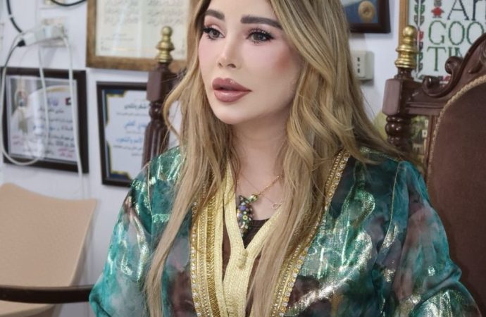 بالصور :  السهيل تحاضر حول “كيف نطبق المهارات الحياتية بخطوات بسيطة” في صالون الدكتور مهدي العلمي الثقافي