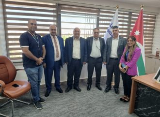 بالصور : المياه ومياه العقبة يناقشان مشروع ابار الحصاد المائي في الكرك .