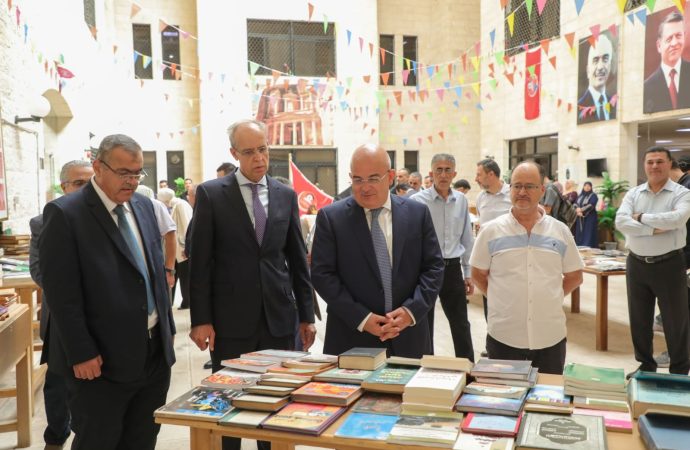 بالصور: انطلاق الأسبوع الثقافي في الجامعة الهاشمية