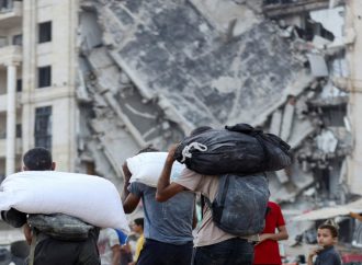 الهيئة الخيرية: وزعنا الطحين على الغزيين بشكل مباشر.. وسنجهز طرودا غذائية وطبية