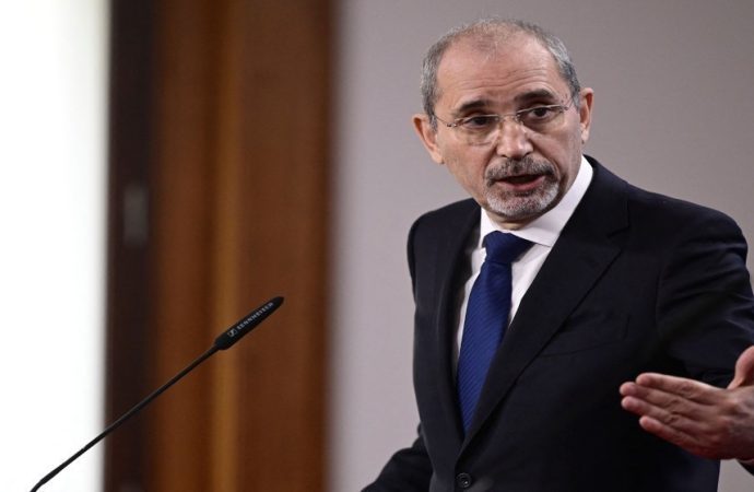 الصفدي: الاعتراف بالدولة الفلسطينية بات ضرورة لا غنى عنها