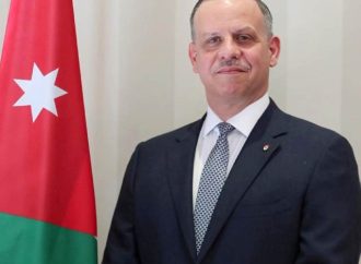 الأمير فيصل بن الحسين يؤدي اليمين الدستورية نائبا للملك