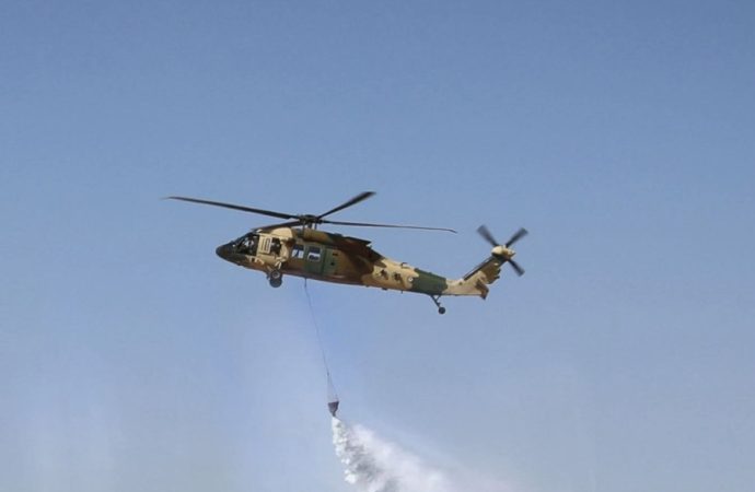 القوات المسلحة الأردنية تشارك في إخماد حرائق سوريا مقاهي في الأردن