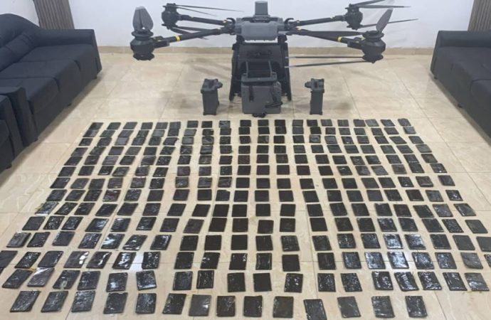 إحباط تهريب مخدرات بوساطة مسيّرة في المنطقة العسكرية الجنوبية